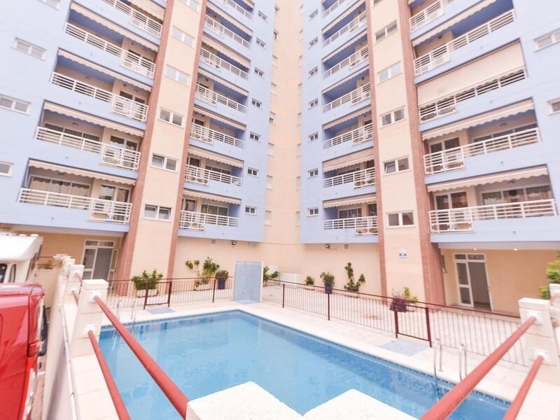 Apartamentos Marblau Peredamar-Julio Y Agosto Solo Familias Gandía Eksteriør bilde